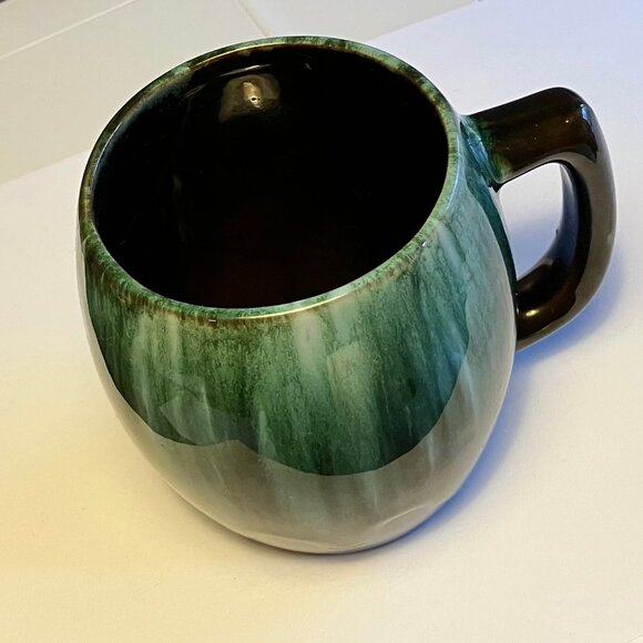 Blue Mountain Pottery Mug - Picture 2 of 5